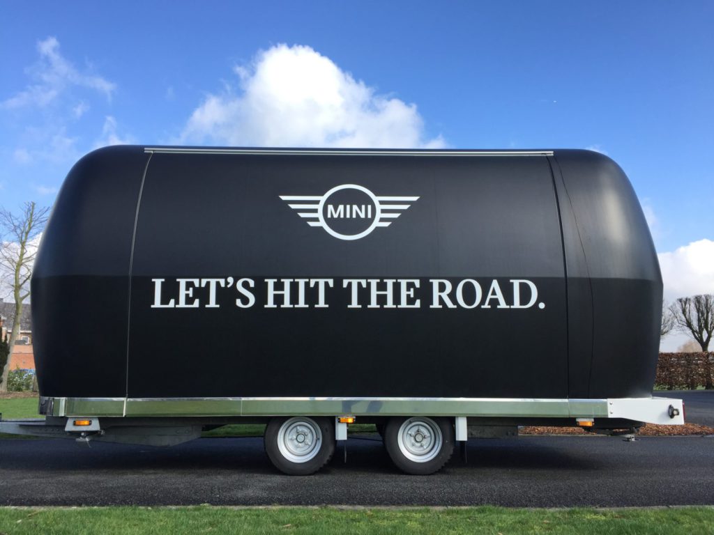 Xtreme-Concepts - Eggstreamer Promostreamer Airstream Promovoertuig Mini Xtreme Concepts Roadshows Promostreamer BE