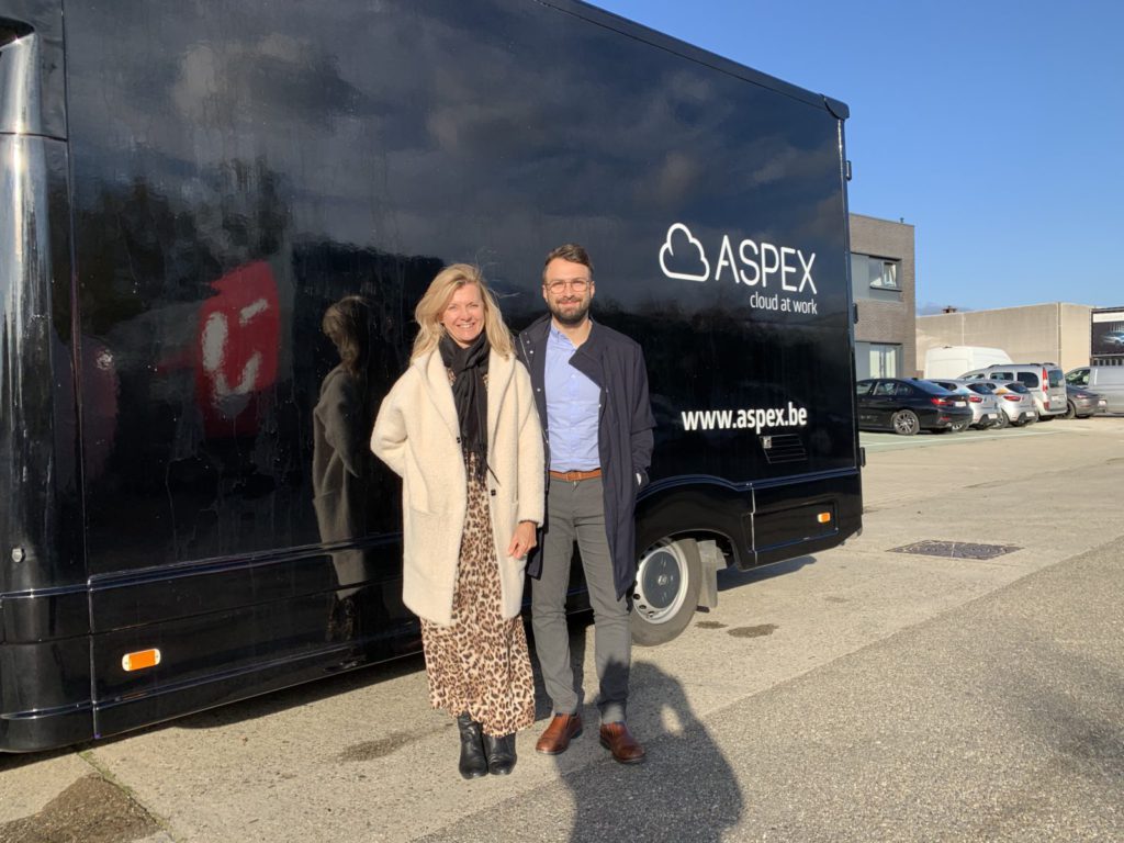 Xtreme-Concepts-X3M-aspex-mobile-office (1)