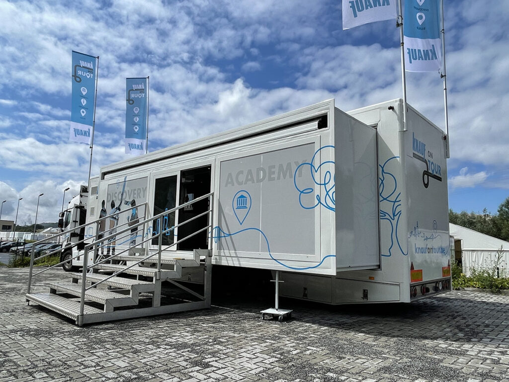 Xtreme Concepts promotruck on tour Knauf X3M roadshows (1)