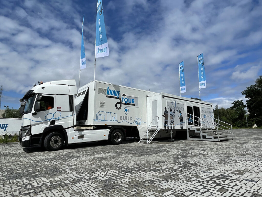 Xtreme Concepts promotruck on tour Knauf X3M roadshows (2)